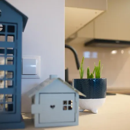 Bluehouse 아파트 *